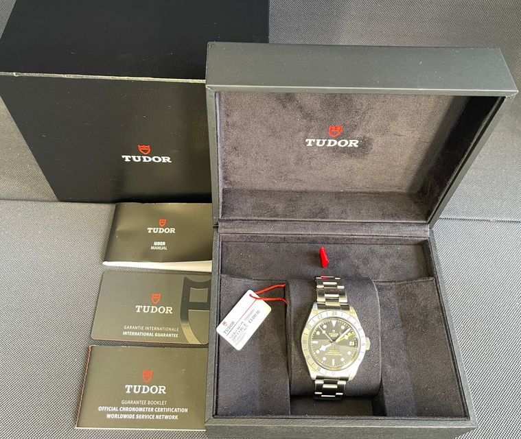 Tudor Black Bay Pro M79470-0001 Image 5